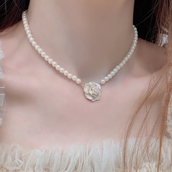 Jewelry - NEW 14K Gold Plated Pearl Diamond Rose Necklace